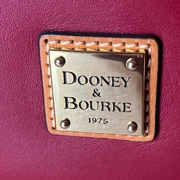Dooney and Bourke Kiley Hobo Shoulder Bag With Authentic Registration Card NWOT - Picture 6 of 13